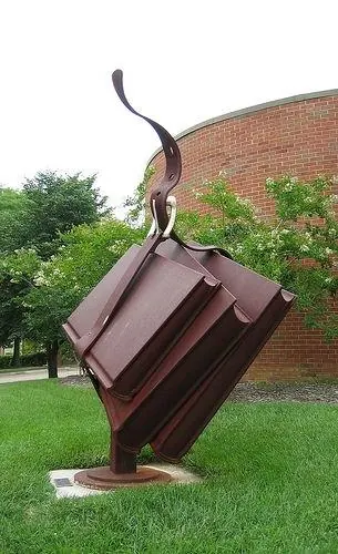 Public sculpture reference for Titanium Junction (Jodhpur/vejalpur)