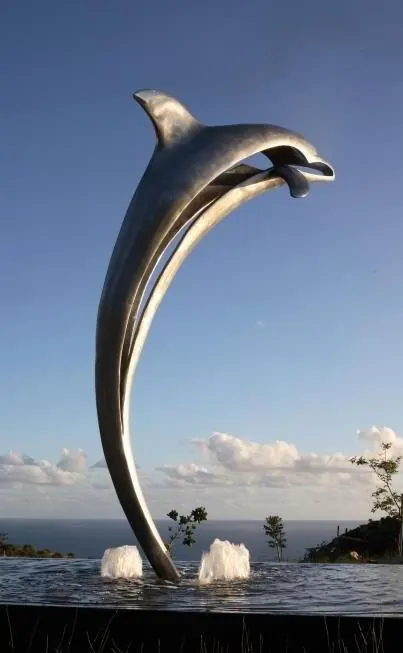 Public sculpture reference for CIMS junction (CIMS hospital to Shukan mall road)