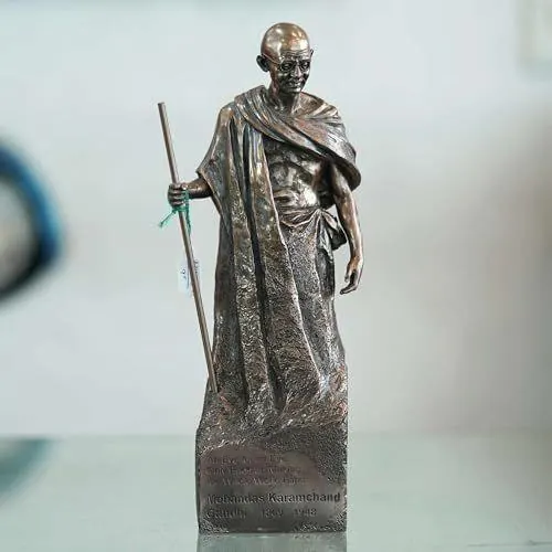 Public sculpture reference for Panch tirth junction (Paldi)