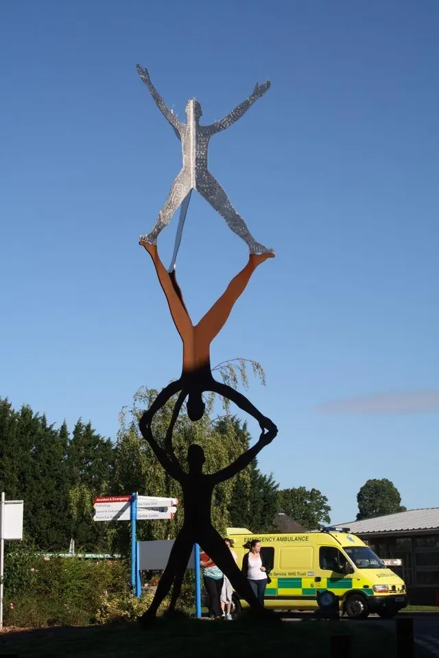 Public sculpture reference for APMC junction (Vasna)