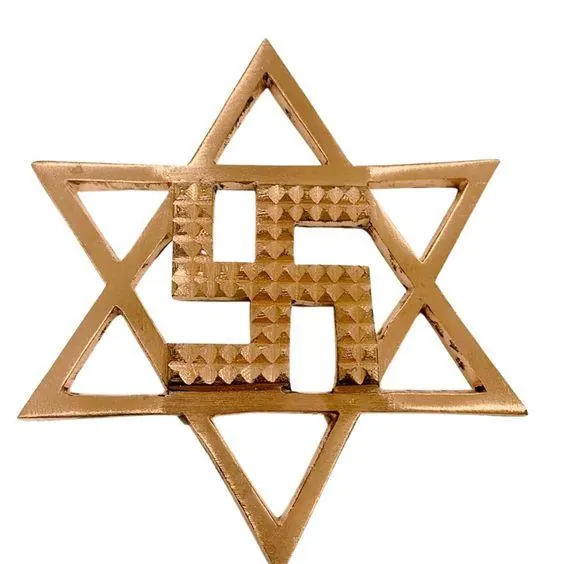 Public sculpture reference for Swastik junction (Naranpura)