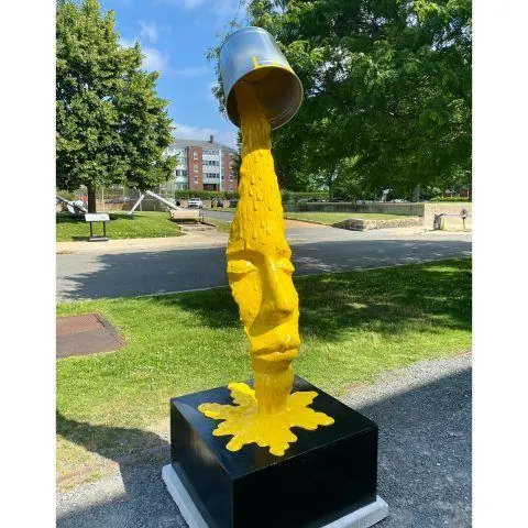 Public sculpture reference for Mithakhali six road (Navrangpura)